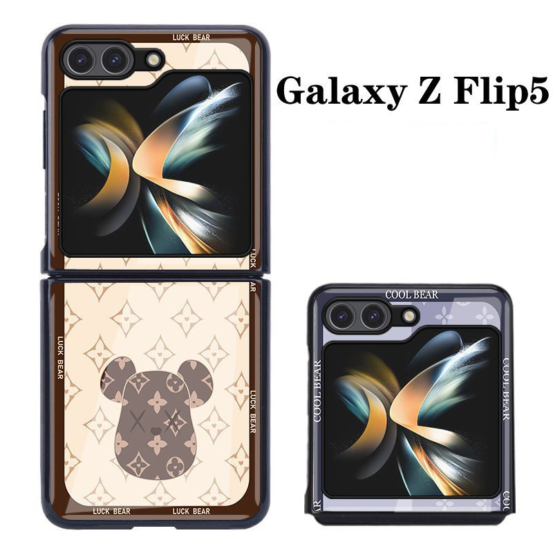 シンプルで高級感溢れるデザインのカウズsamsung galaxy z flip4 5 3 6ケースkaws、