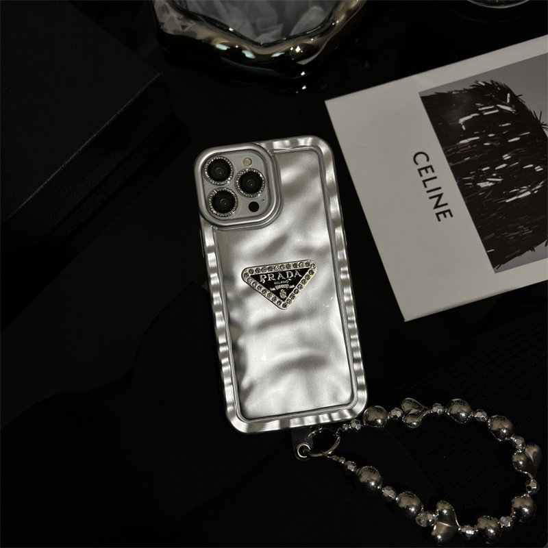 芸能人愛用 プラダ Prada Iphone16 15 14 13携帯ケースプラダ Prada アイホン16 14 15 pro Max ケースカバー 上品 男女兼用